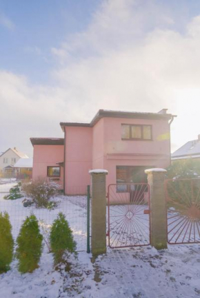 Getaway house near Arboretum Botanical Garden, Ogre